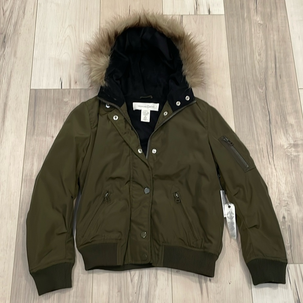 NWT Girls Treasure & Bond Bomber Jacket, size M (8/10)